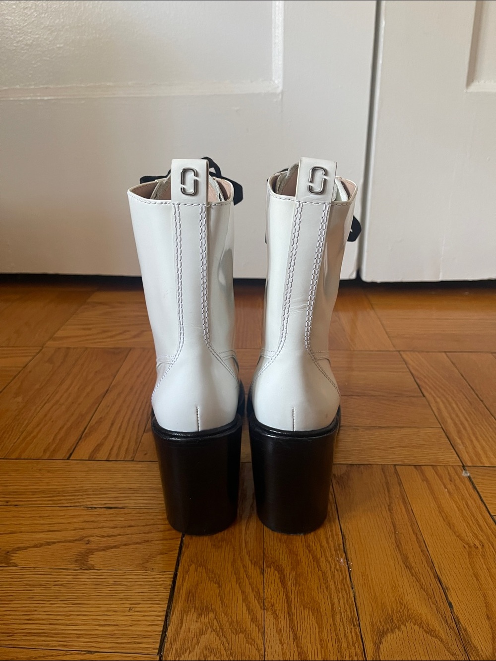 Marc Jacobs White Patent Lace-Up Block Heel Boots - Picture 7 of 16